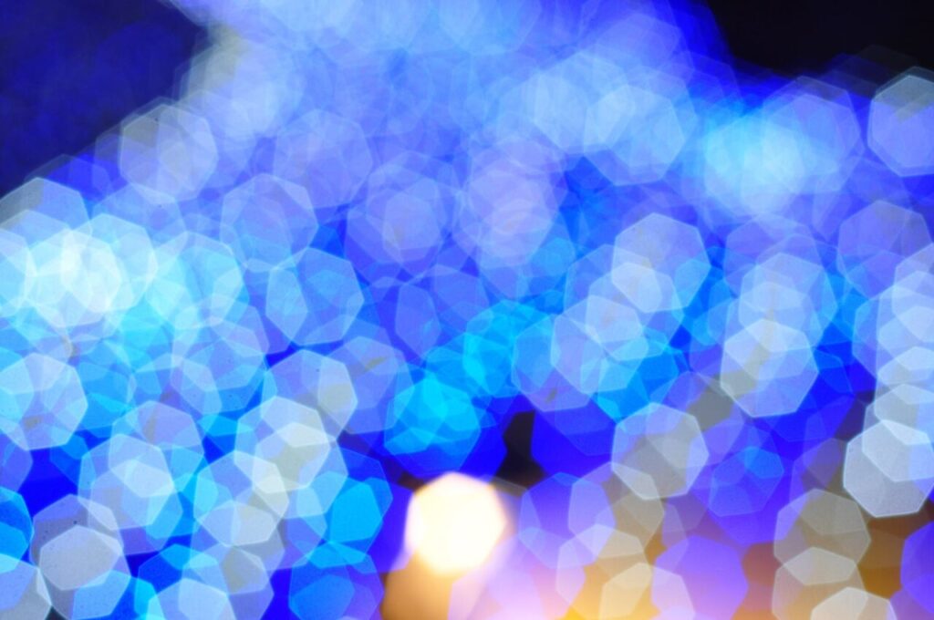 blue and yellow bokeh lights